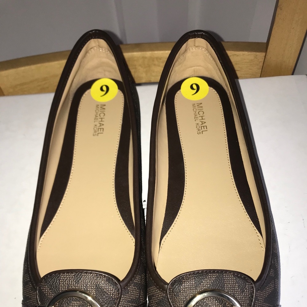 Michael kors shoes - Picture 2 of 8
